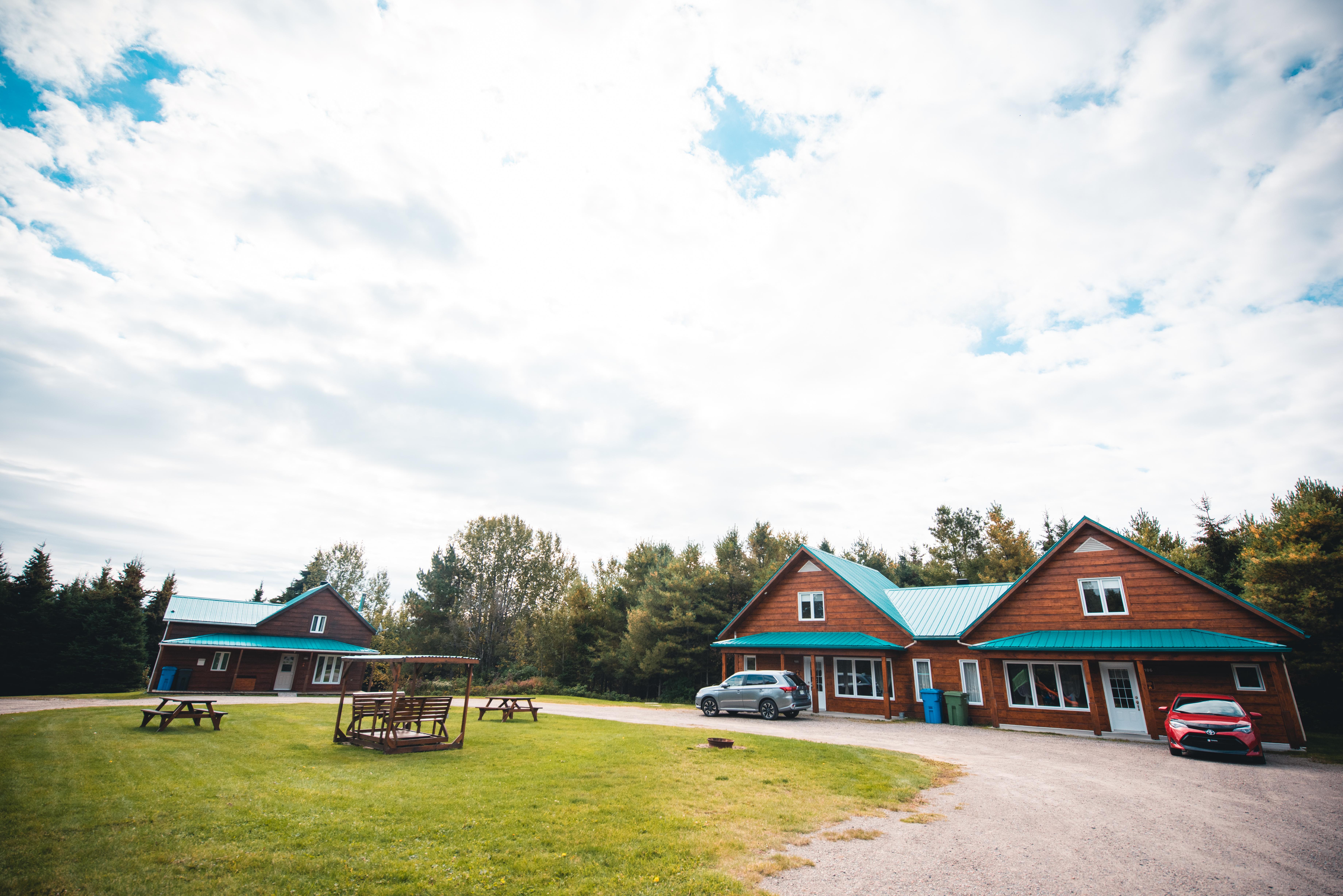 Ermitage Saint-Antoine Hotel Lac-Bouchette Exterior photo