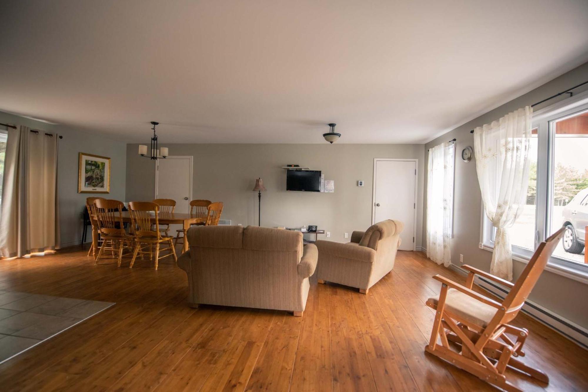Ermitage Saint-Antoine Hotel Lac-Bouchette Room photo
